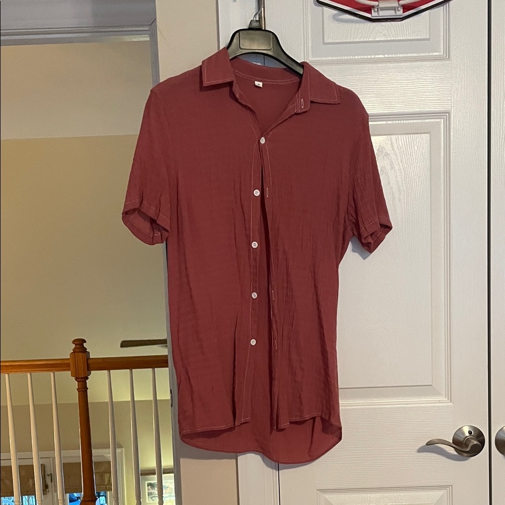 SHEIN Men's Casual Burgundy Button Down Shirt